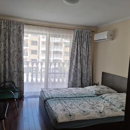 Deluxe Valencia Gardens, 公寓 *
